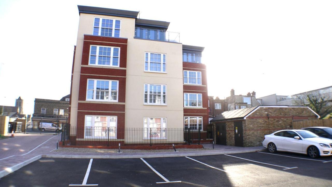 The Penthouse Margate, Balconies, Sea View, Gated Parking, Air Con! Apartment Exterior photo